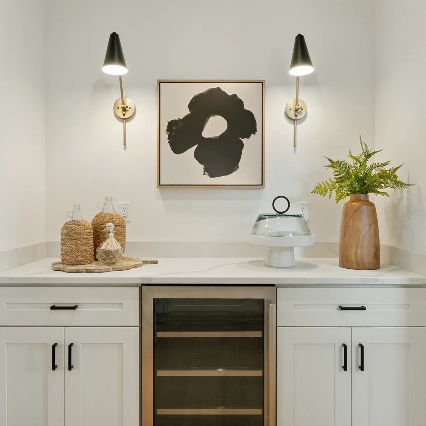 Black & Neutral Poppy