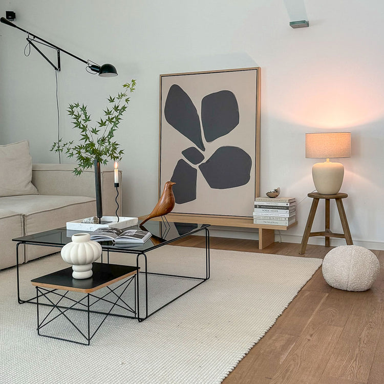 Green Lili Black Neutral Anemone Flower