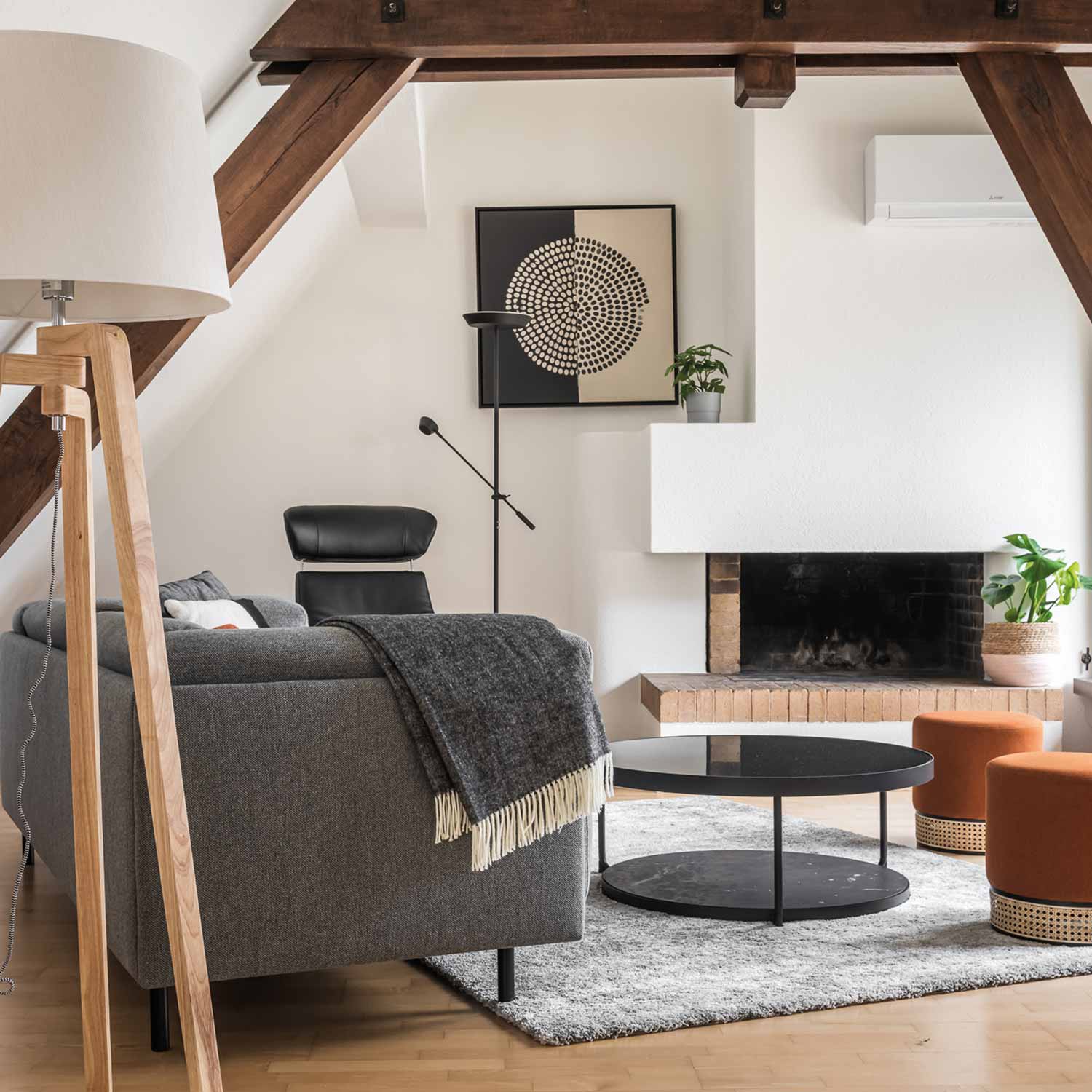 Green Lili 81x81cm / 32x32" / Black Moment of Calm Abstract Canvas Art