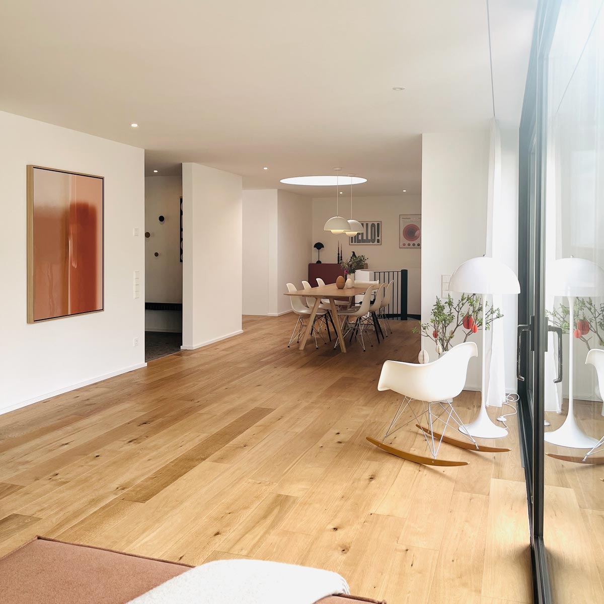 Green Lili Morning Light