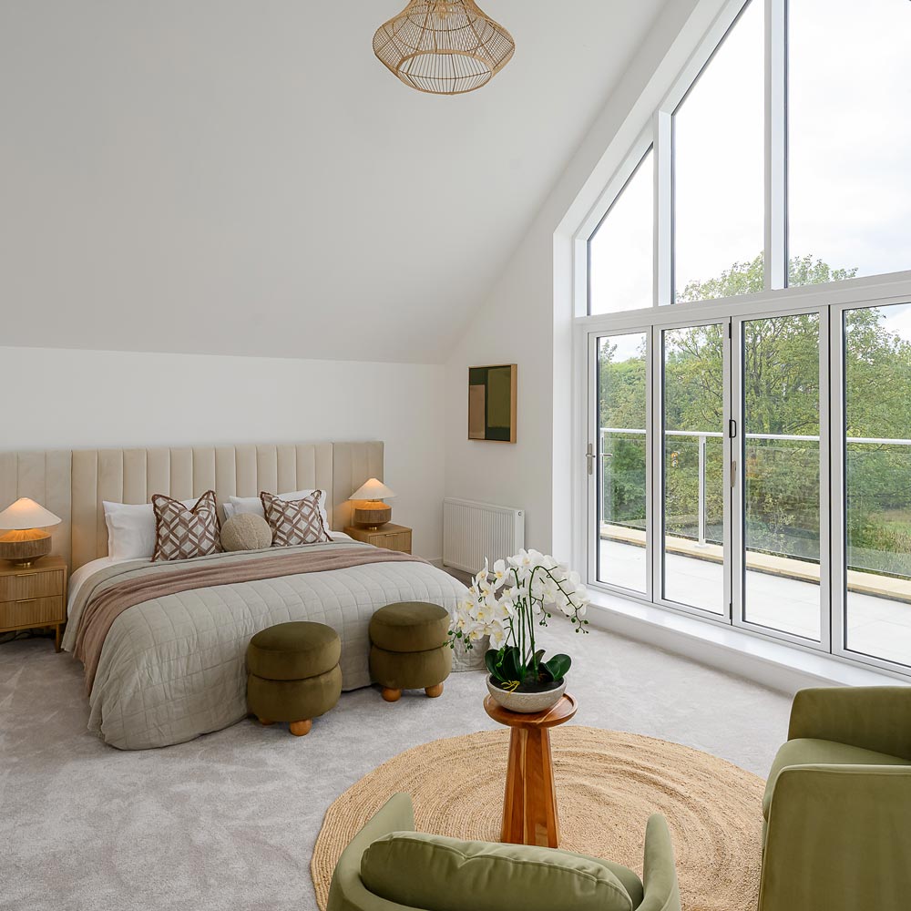 Green Lili Medium / Natural Unwind